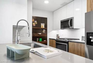 Main picture of Wolf Point East