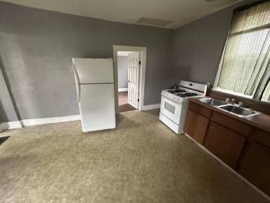 Main picture of 210 E Mishawaka Ave