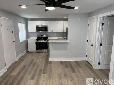 Main picture of 87 E 4th Ave