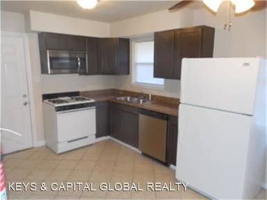 Main picture of 2112 Thonig Rd