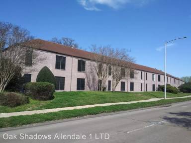 Main picture of Oak Shadows Apartments