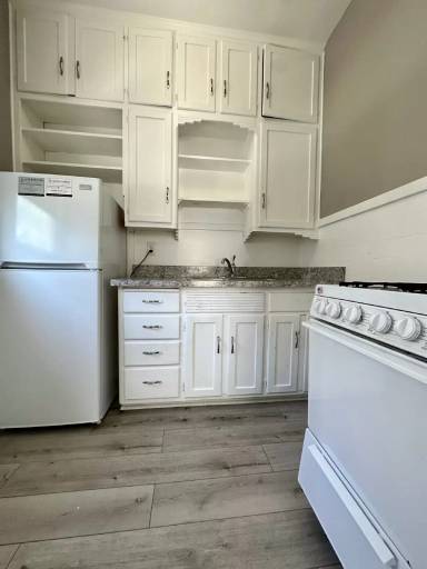 Main picture of 3038 Walnut - 2