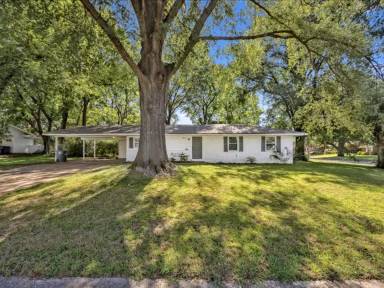 Main picture of 3804 Charles Dr