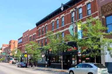 Main picture of Fullerton Lofts