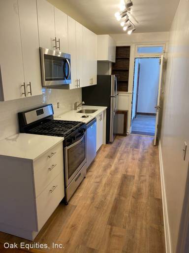 Main picture of 4504 MacArthur Blvd NW