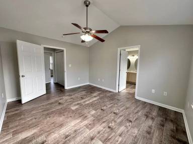 Main picture of Maple Sunset Apartments