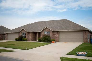 Main picture of Stonegate Duplexes