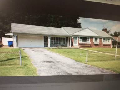 Main picture of 1002 Peasant Dr
