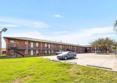 Main picture of 402 Gastel Cir