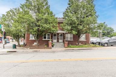 Main picture of 2817 N 60th St