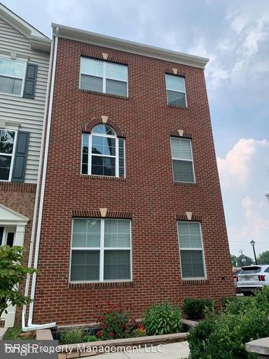 Main picture of 2906 Findley Rd