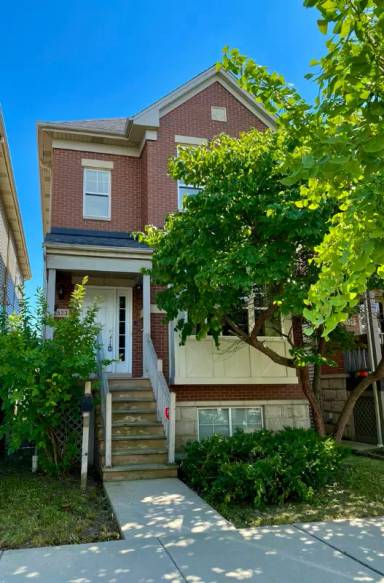 Main picture of 2523 W Grenshaw St