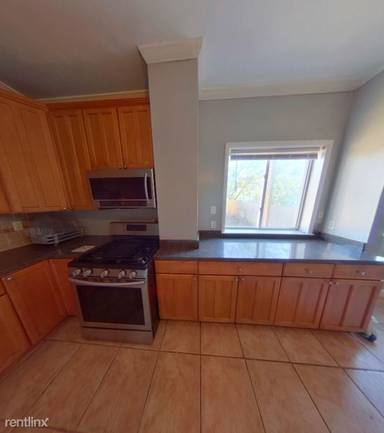 Main picture of 40 Greenville Ave