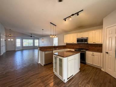 Main picture of 4118 Spinnaker Pl