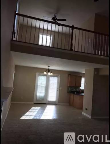 Main picture of 321 Clearlake Dr