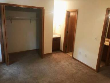 Main picture of 213 Hanover Pl