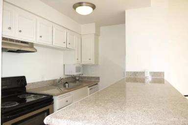 Main picture of 300 BUCHANAN Apartments