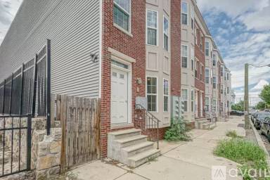 Main picture of 140 S 46th St