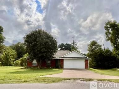 Main picture of 134 Lynnie Penny Ln