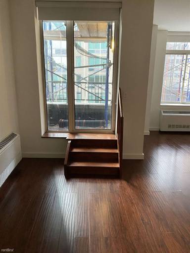 Main picture of 100 John St Apartments