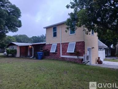Main picture of 217 11th Ave SW