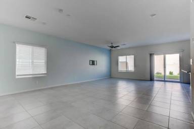 Main picture of 10944 Meridian Fields Ave