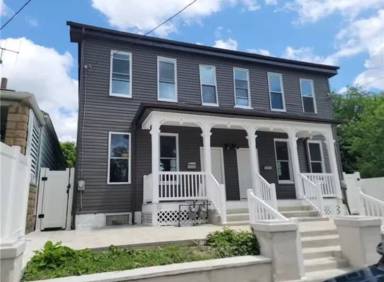 Main picture of 149 Meadow St