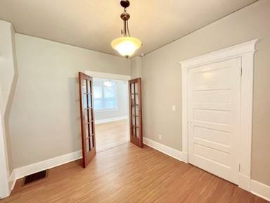 Main picture of 1027 N Hancock Ave