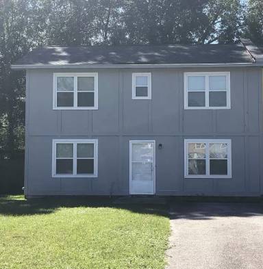 Main picture of 719 Elaine St