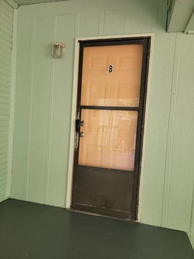 Main picture of 822 Edwards St