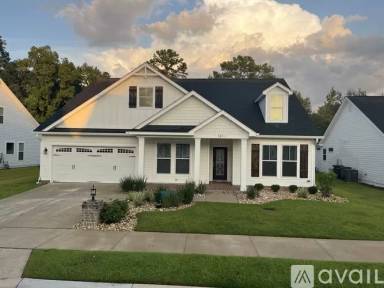 Main picture of 5851 Village Ridge Way