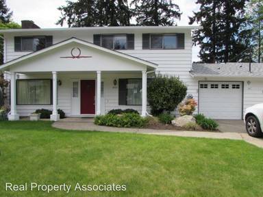 Main picture of 8443 NE 138th St