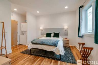 Main picture of 2513 White Ave