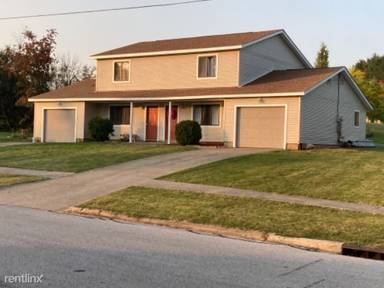Main picture of 1809 Cloveridge Dr
