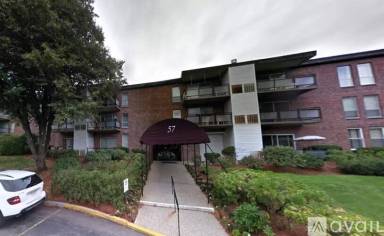 Main picture of Broadlawn Park Condominiums