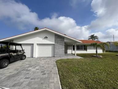 Main picture of 3601 Floramar Ter