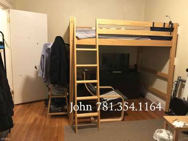 Main picture of 220 Kelton St