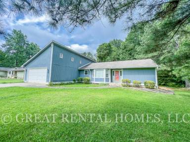 Main picture of 60 Nectarine Dr