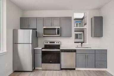 Main picture of 4312 S Puget Sound Ave