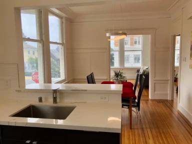 Main picture of 2785 Green St