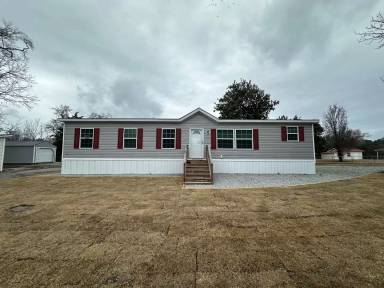 Main picture of 115 Leslie Ln