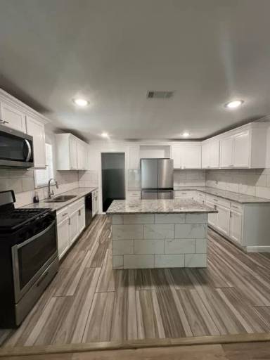 Main picture of 1944 Eden Ave