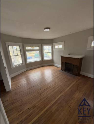 Main picture of 22 Clay Ave