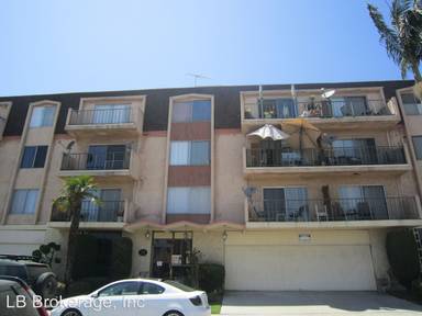 Main picture of 185 Quincy Ave