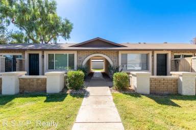 Main picture of 823 W Laguna Dr