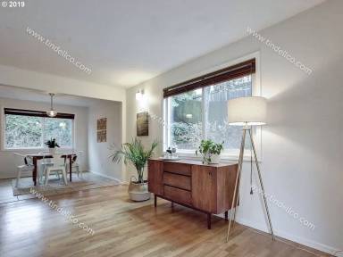 Main picture of 2941 SW Miles St