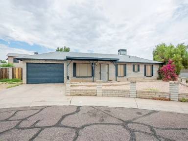 Main picture of 1946 W Kimberly Way
