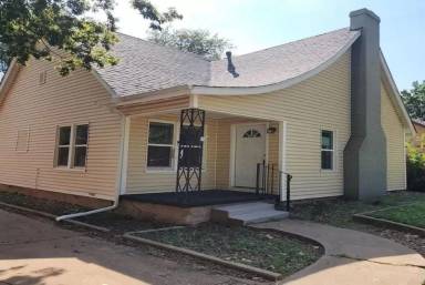 Main picture of 1123 W Kansas Ave