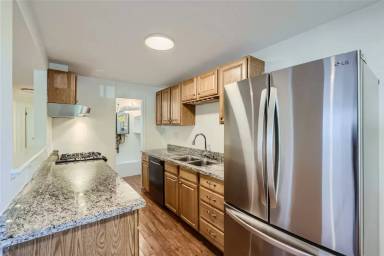 Main picture of 2624 E Roy St