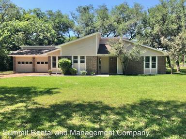 Main picture of 778 Live Oak Dr